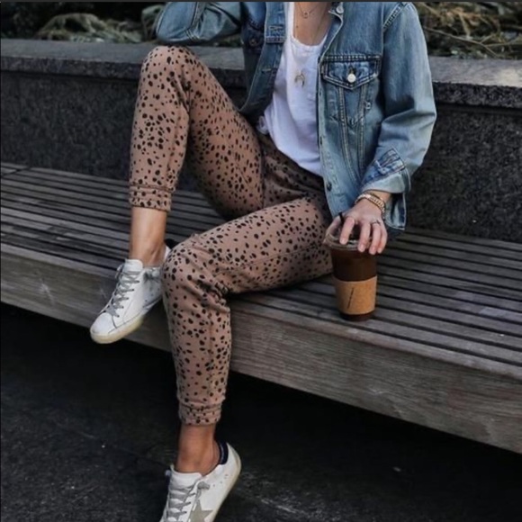 Spelesy Leopard Dot High Waisted Joggers - Picture 2 of 5